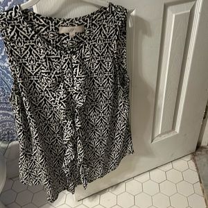 Black and white floral pattern work blous